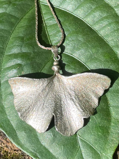 Vintage 1970’s Gold Brushed Silver Gingko Leaf Necklace