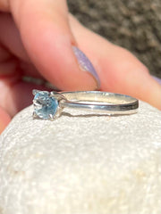 Sri Lankan Topaz .925 Silver Ring - Kalumail Design