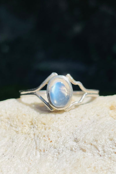Sri Lankan Moonstone & .925 Silver Ring - Kalumali Design
