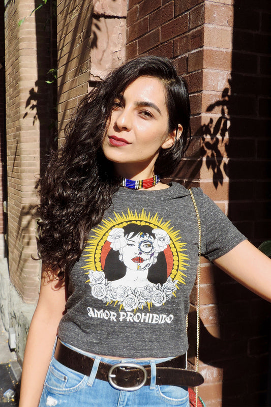 Amor Prohibido - Selena Quintanilla Gray Crop Tee